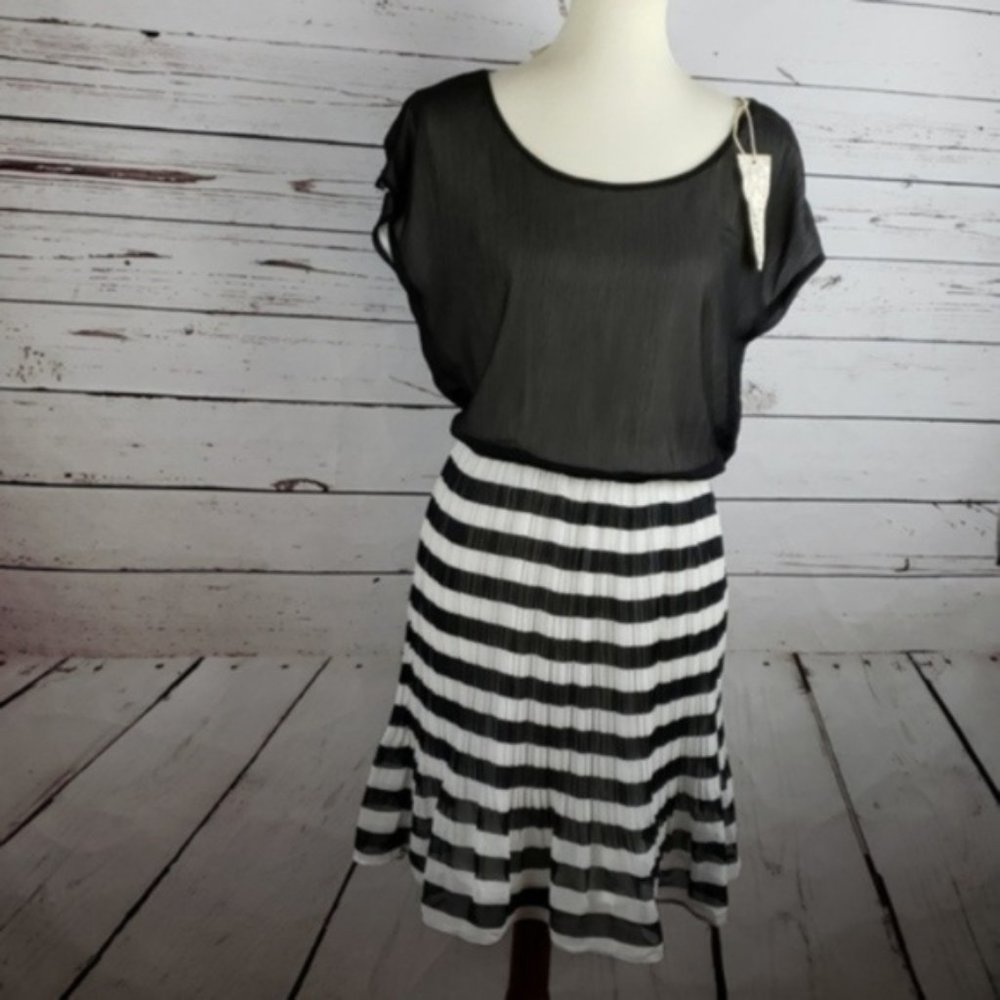 Stitch Fix My Street, Size Large NWT